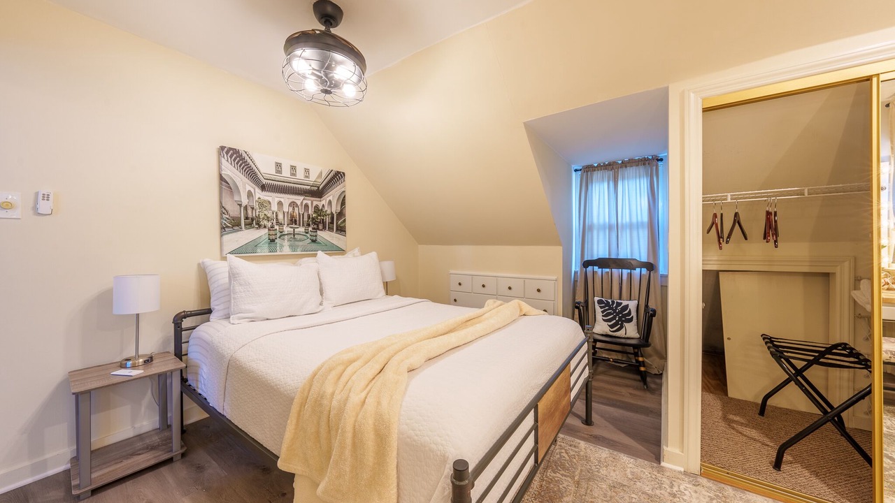 Photo of Bedroom in Princeton Junction