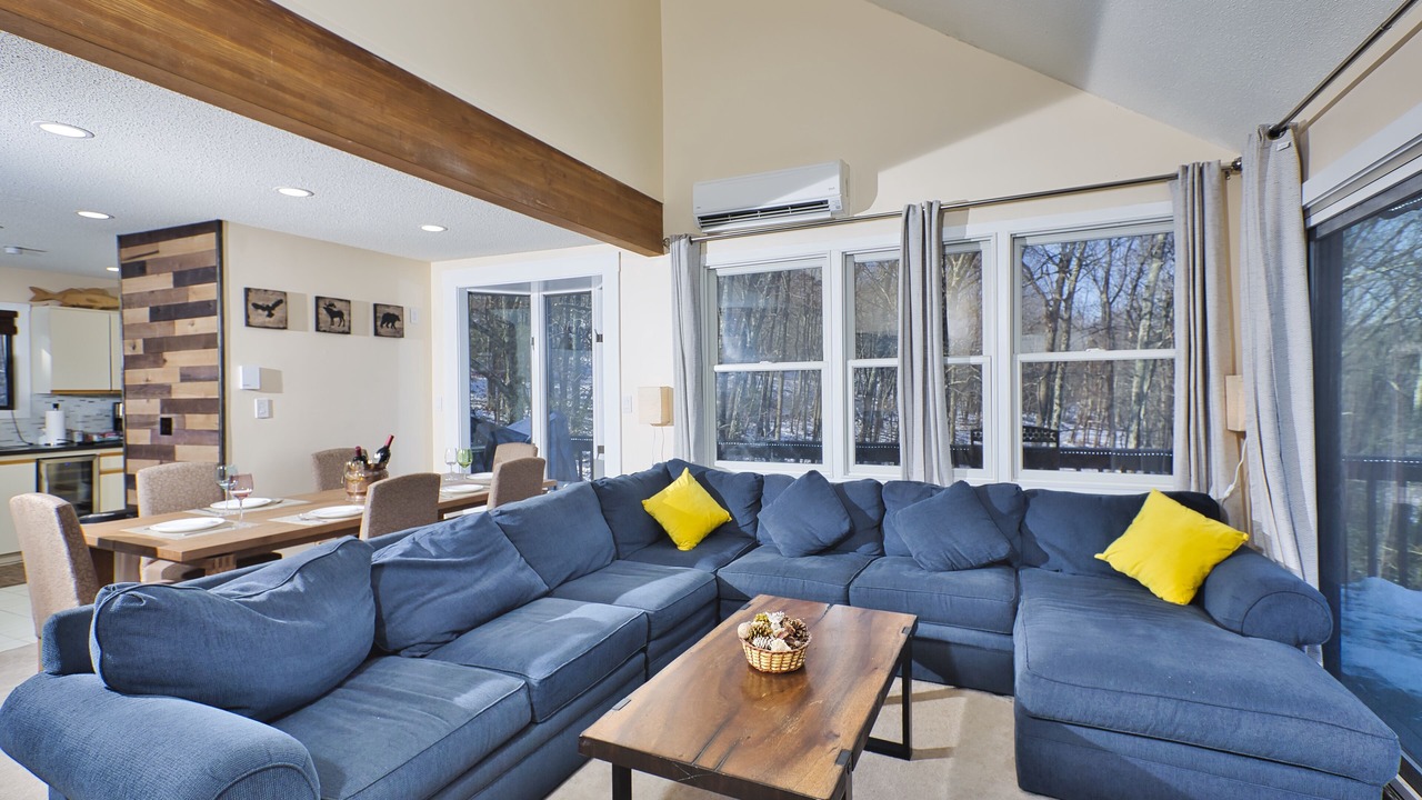 Photo of Livingroom in Village at Camelback