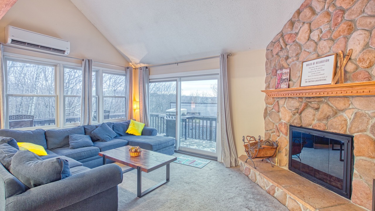 Photo of Livingroom in Village at Camelback