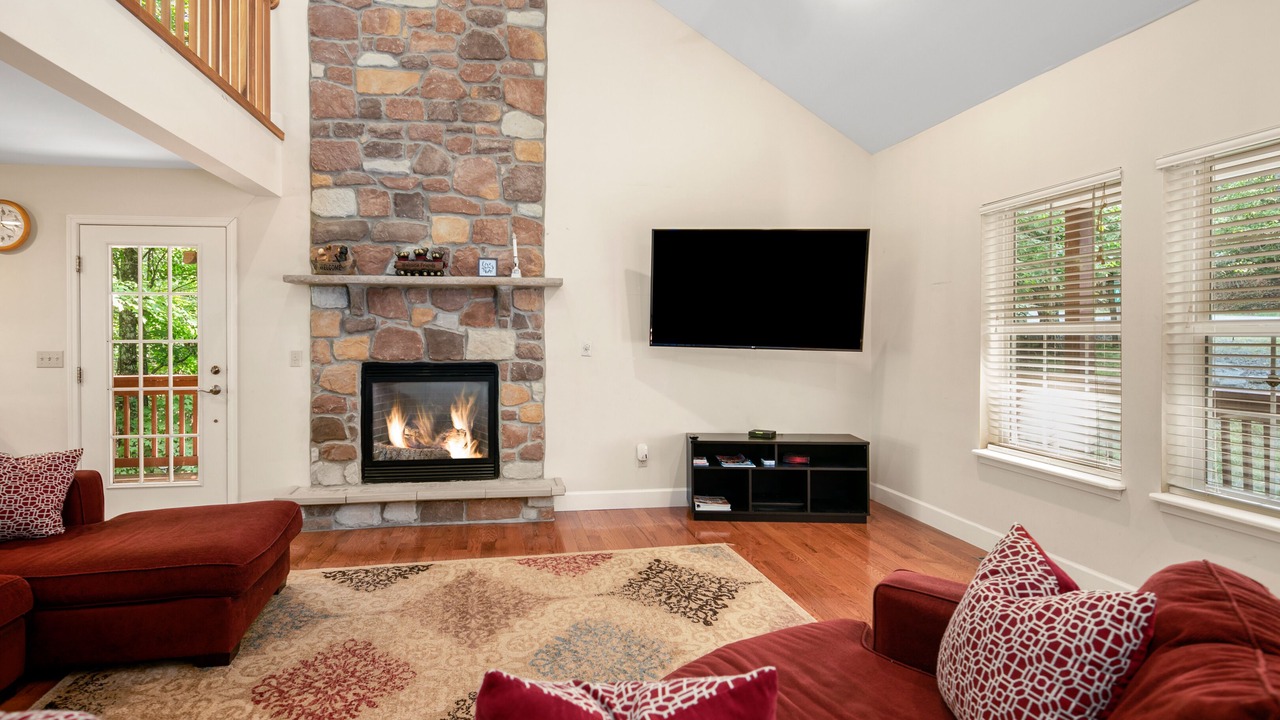 Photo of Livingroom in Lackawaxen