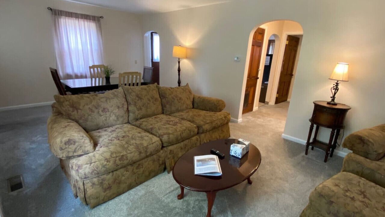 Photo of Livingroom in Sharonville