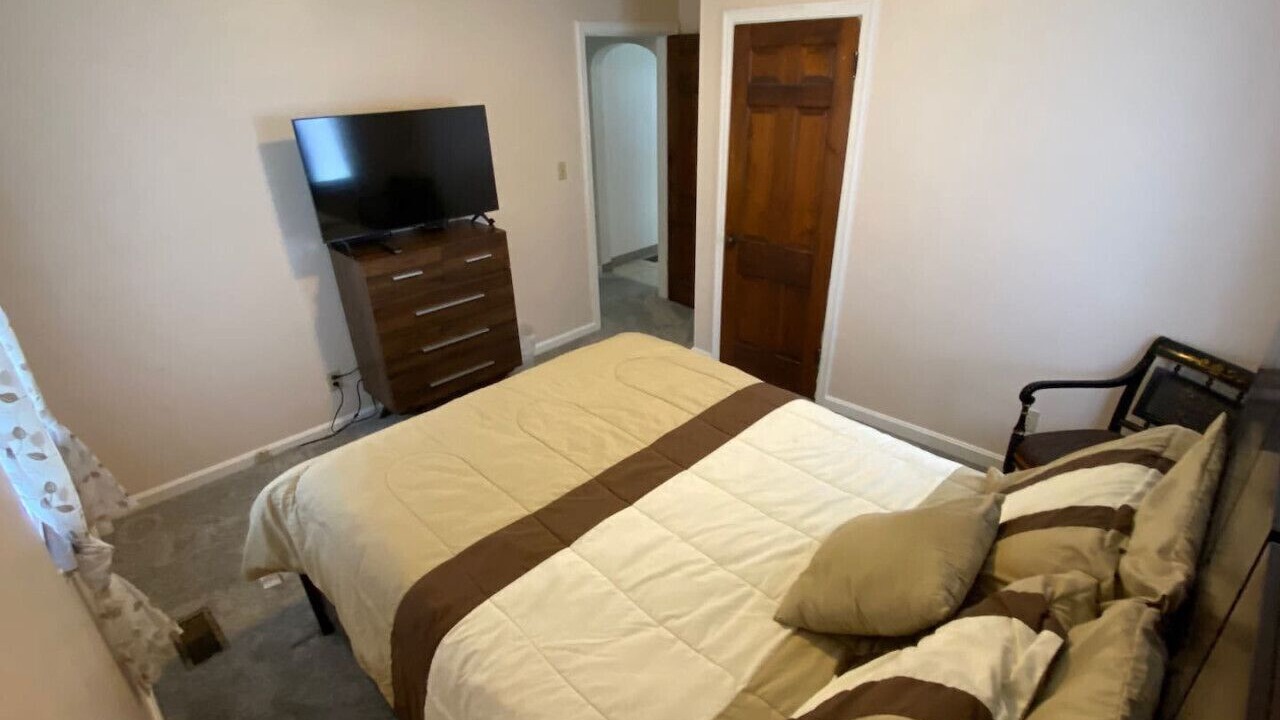 Photo of Bedroom in Sharonville