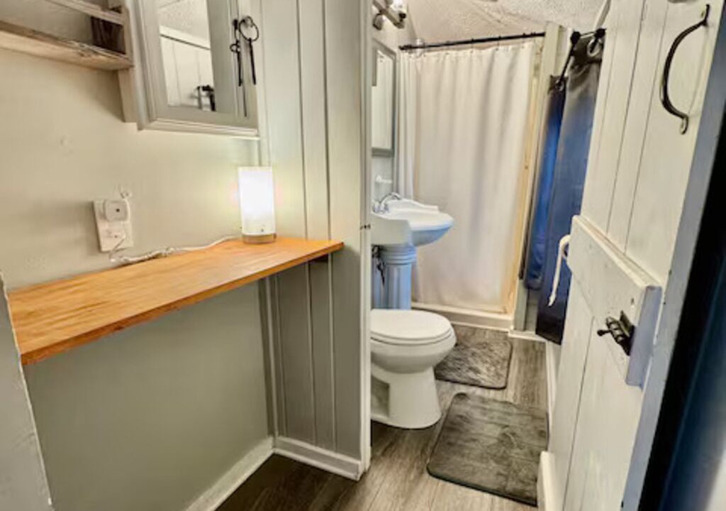 Photo of Bathroom in Lake Harmony Estates