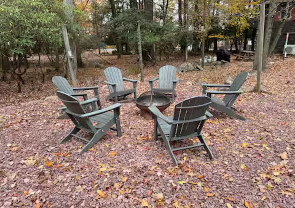 Photo of Outdoor in Lake Harmony Estates
