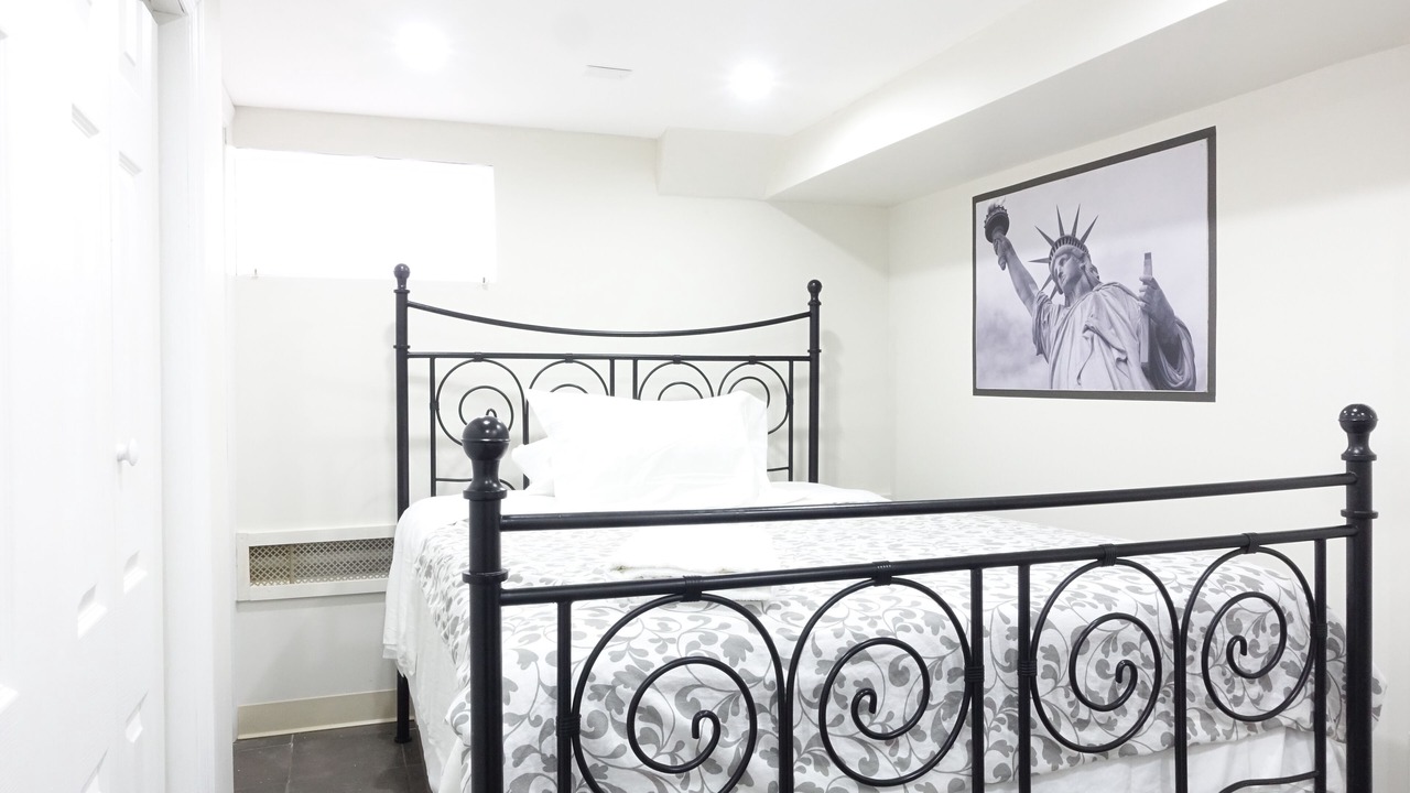 Photo of Bedroom in Hillside