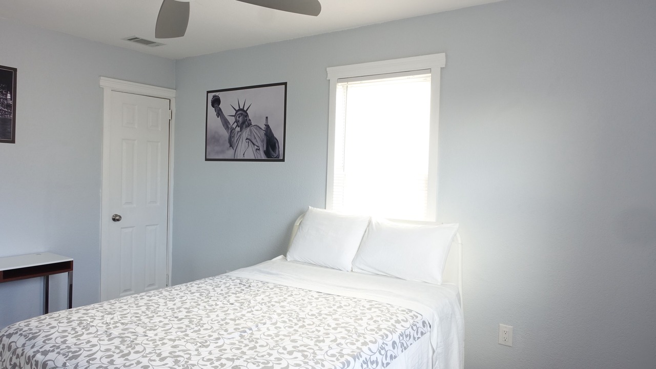 Photo of Bedroom in Hillside