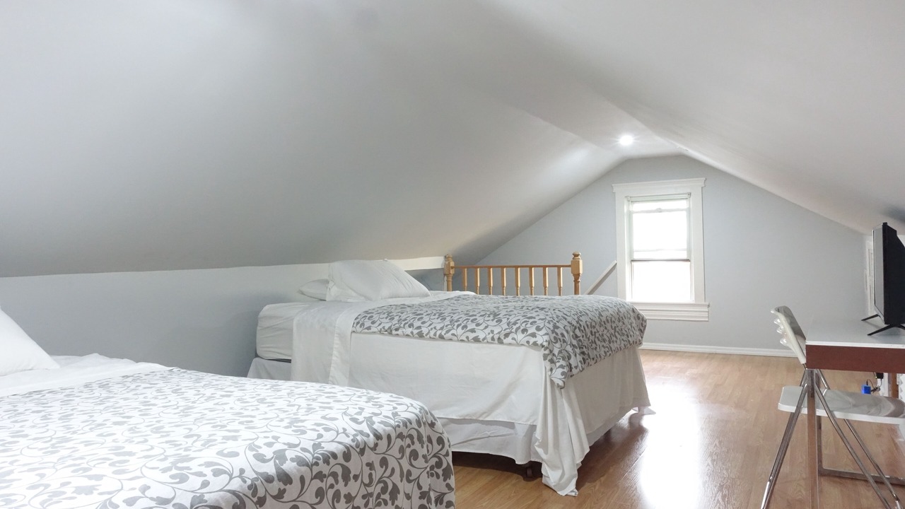 Photo of Bedroom in Hillside