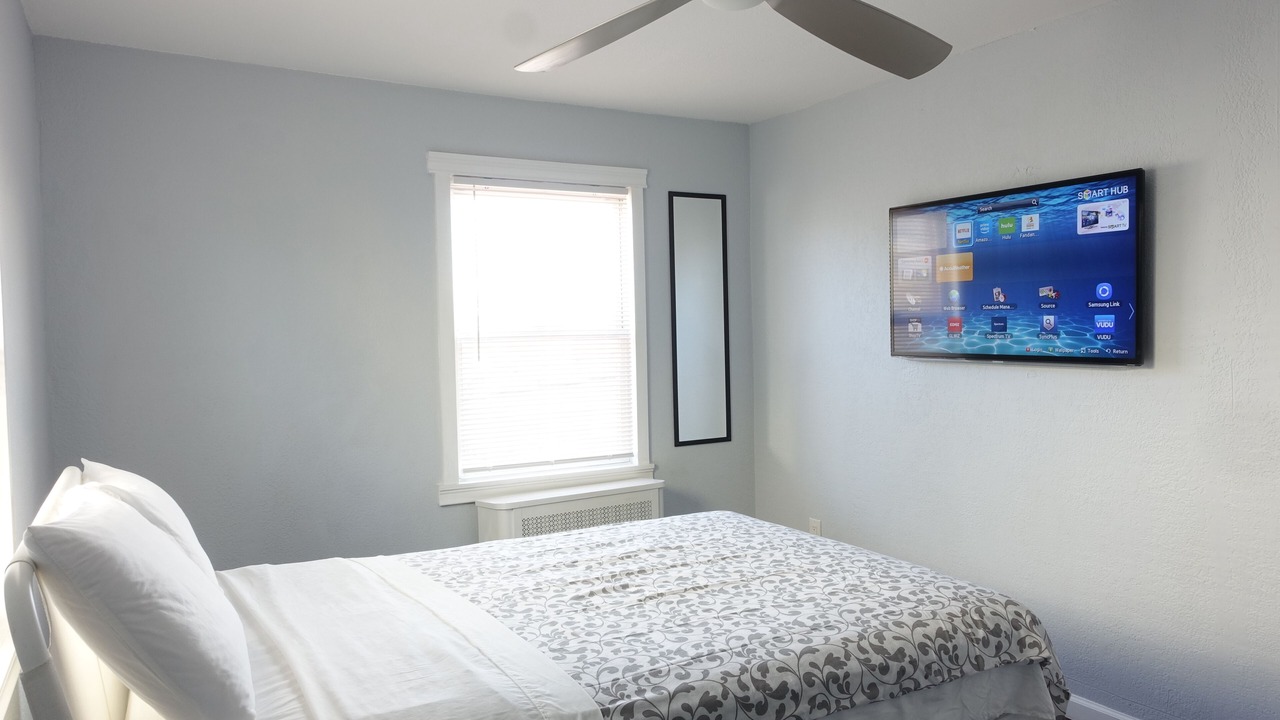 Photo of Bedroom in Hillside