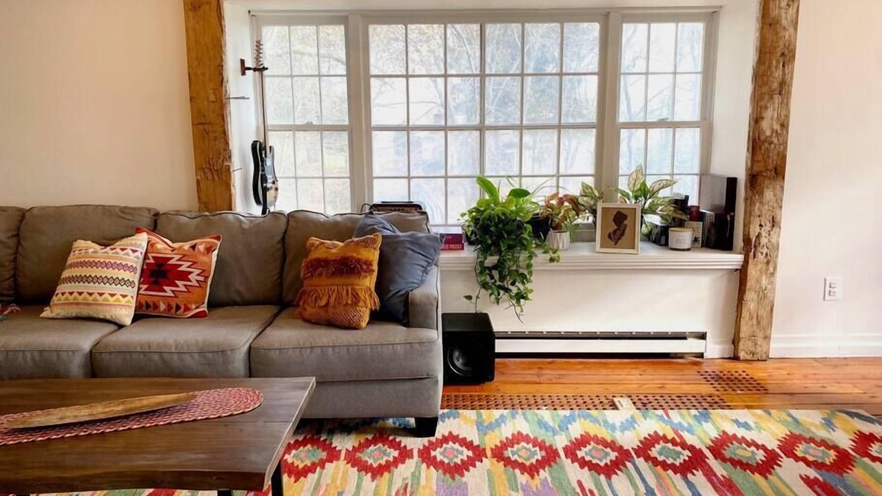 Photo of Livingroom in Flemington