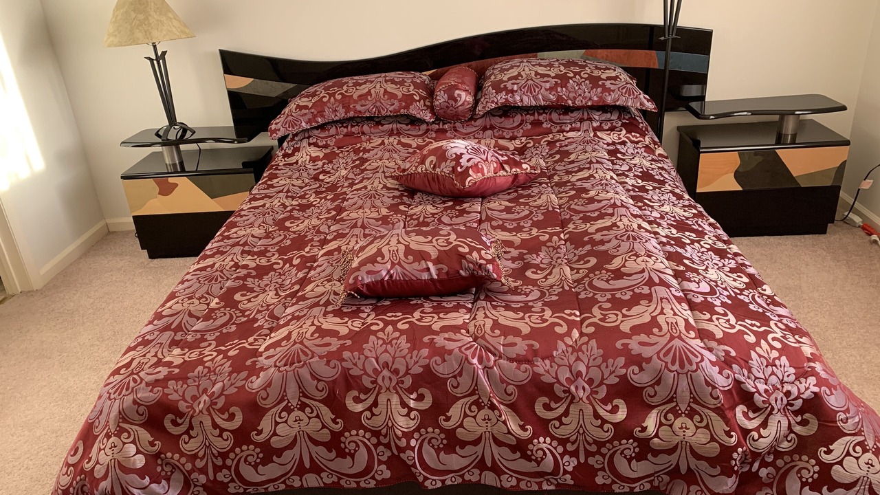 Photo of Bedroom in Woodridge