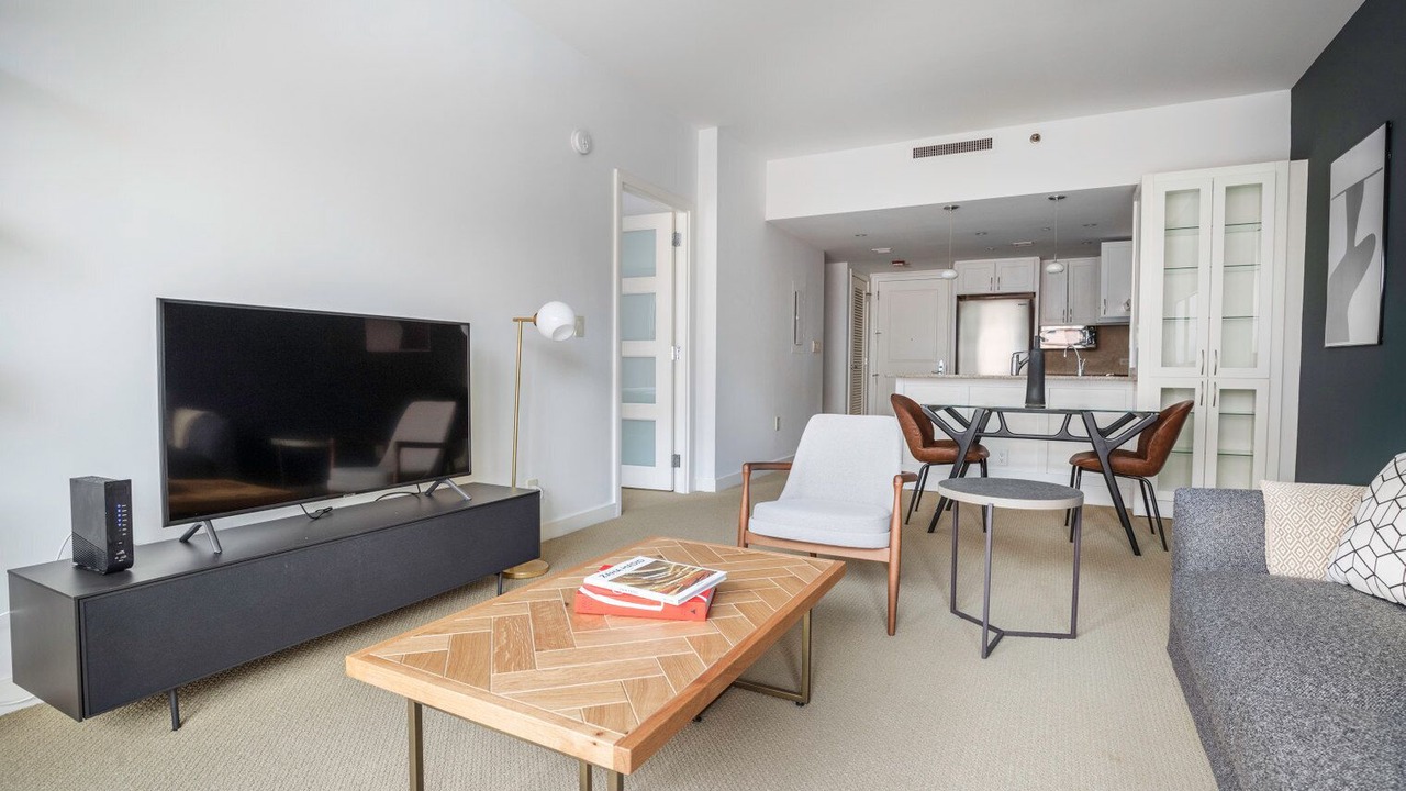 Photo of Livingroom in Penn Quarter