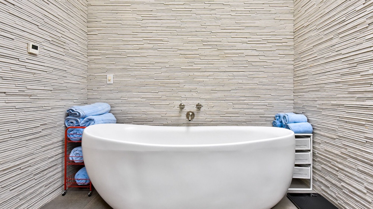 Photo of Bathroom in Beacon