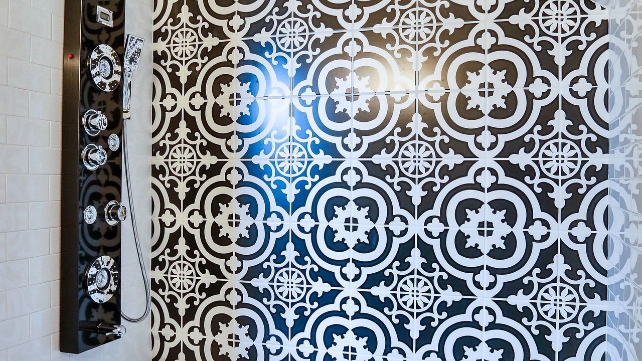 Photo of Bathroom in Canal Fulton