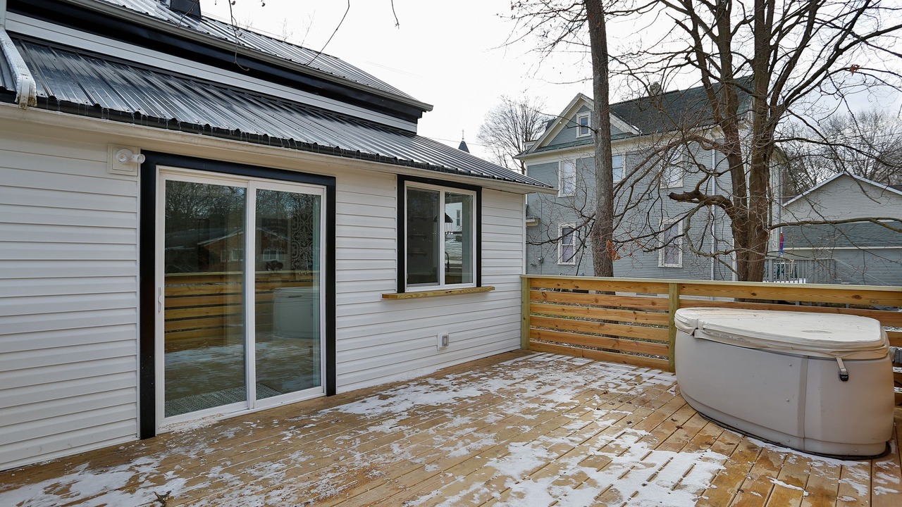 Photo of Patio Balcony in Canal Fulton