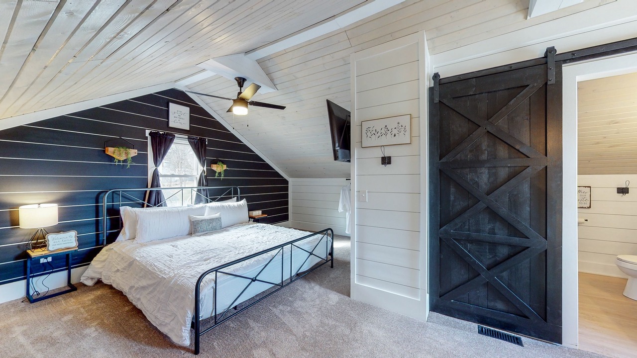 Photo of Bedroom in Canal Fulton