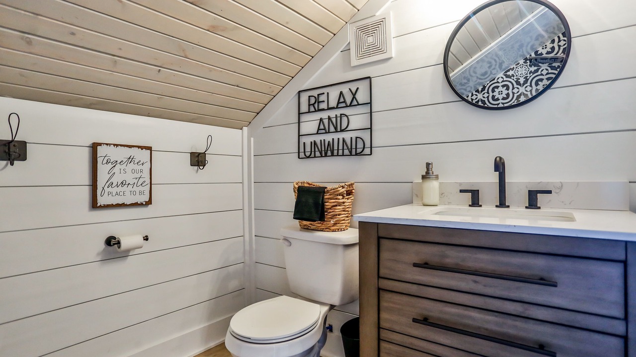 Photo of Bathroom in Canal Fulton