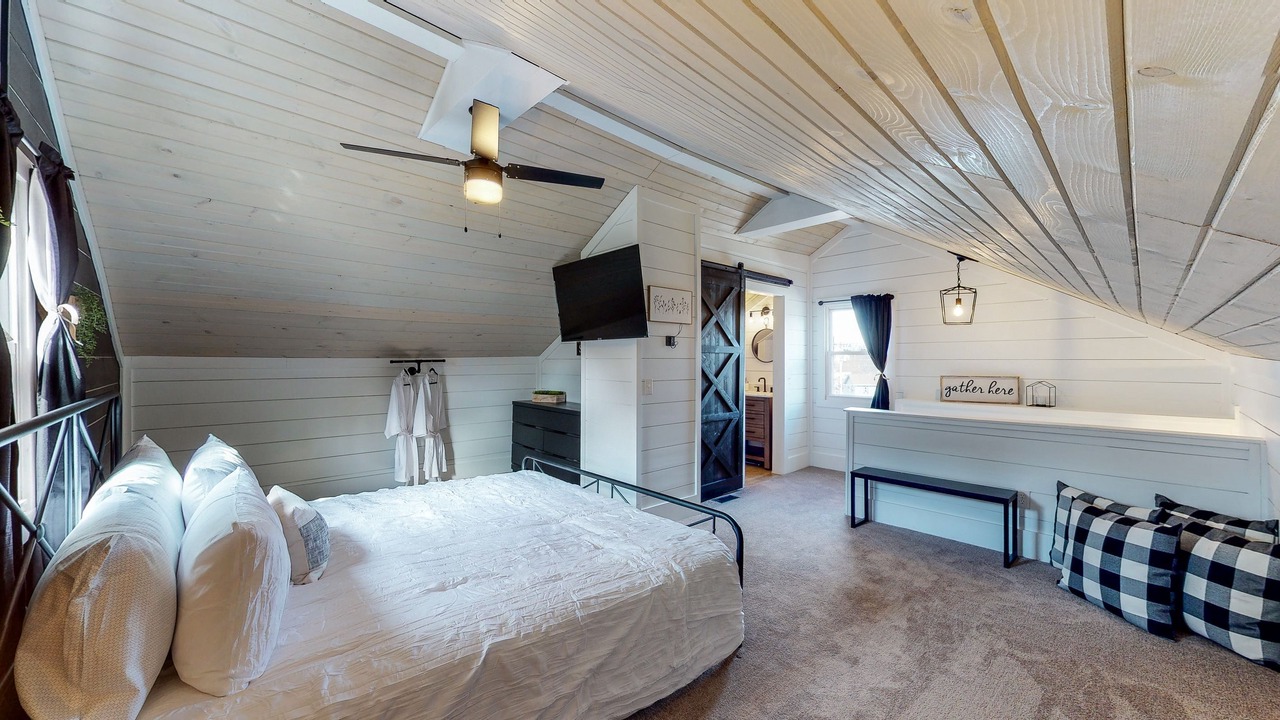 Photo of Bedroom in Canal Fulton
