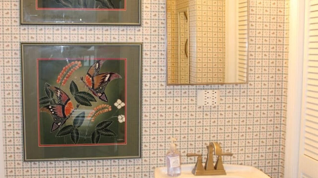 Photo of Bathroom in Ten Mile