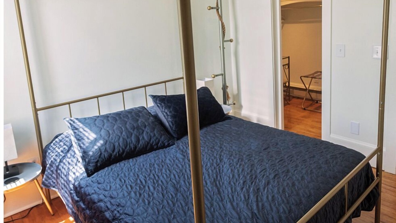 Photo of Bedroom in Elizabethtown