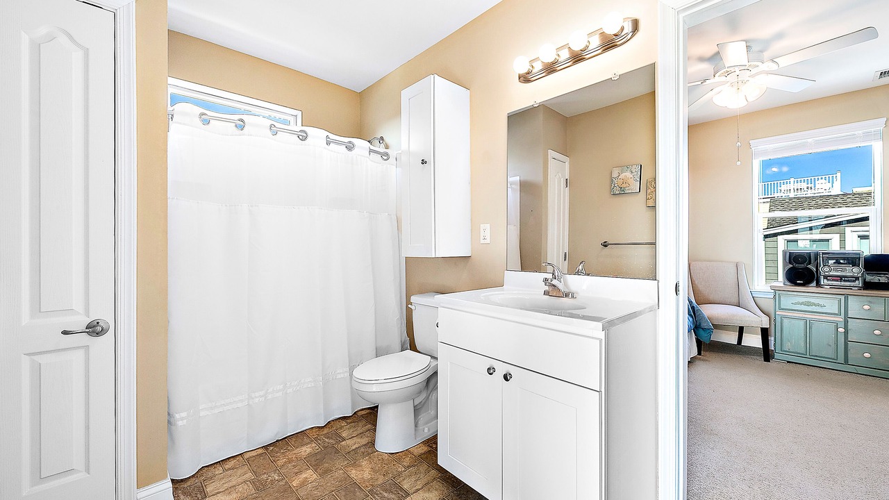 Photo of Bathroom in Holgate