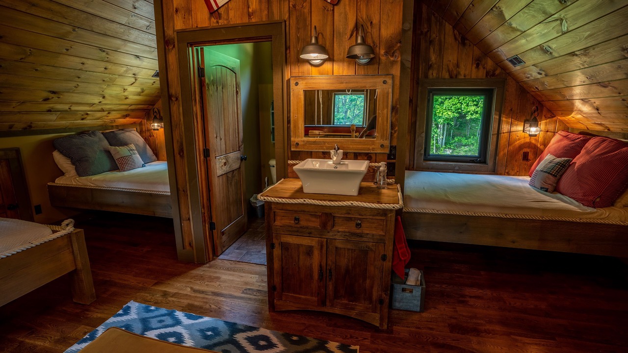 Photo of Bedroom in Goldbond