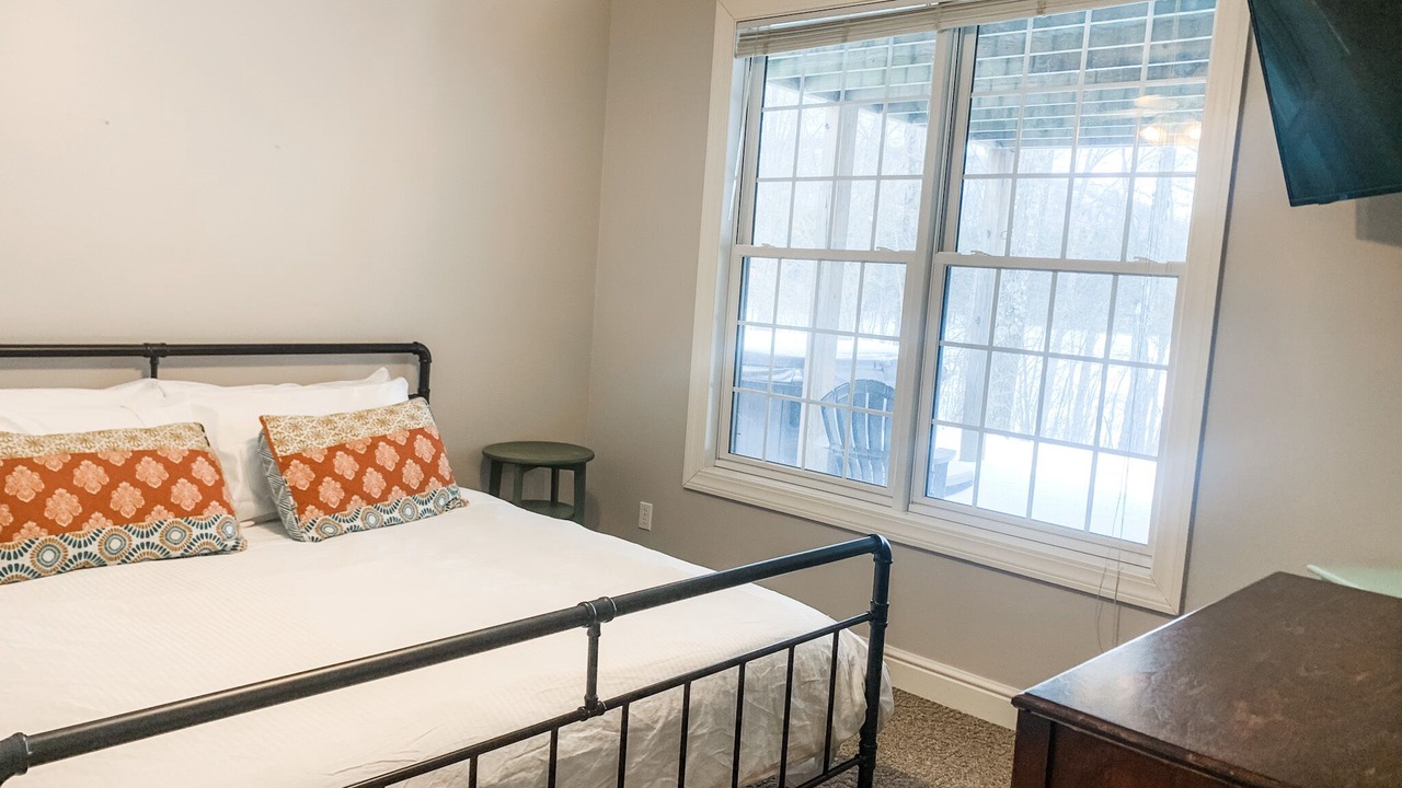 Photo of Bedroom in Thayerville