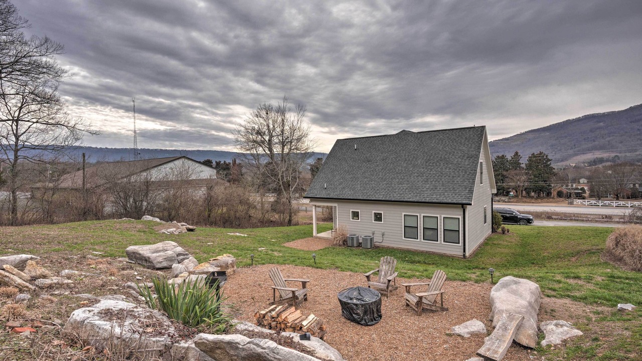 Photo of Outdoor in Lookout Valley Neighborhood Association