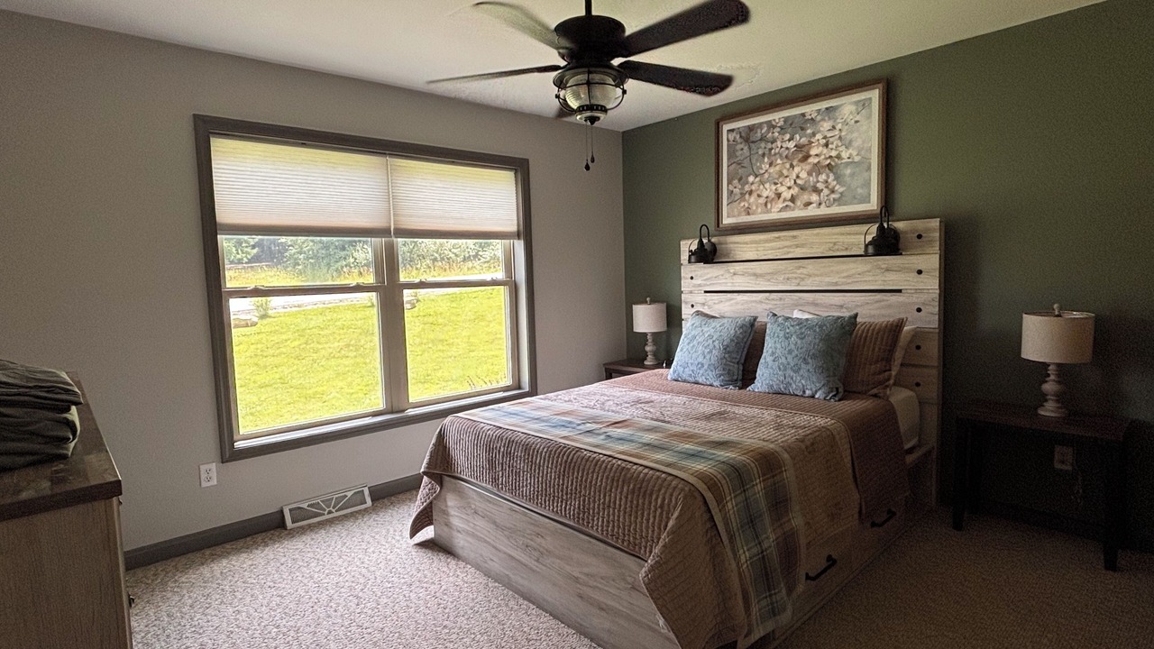 Photo of Bedroom in Treasure Lake
