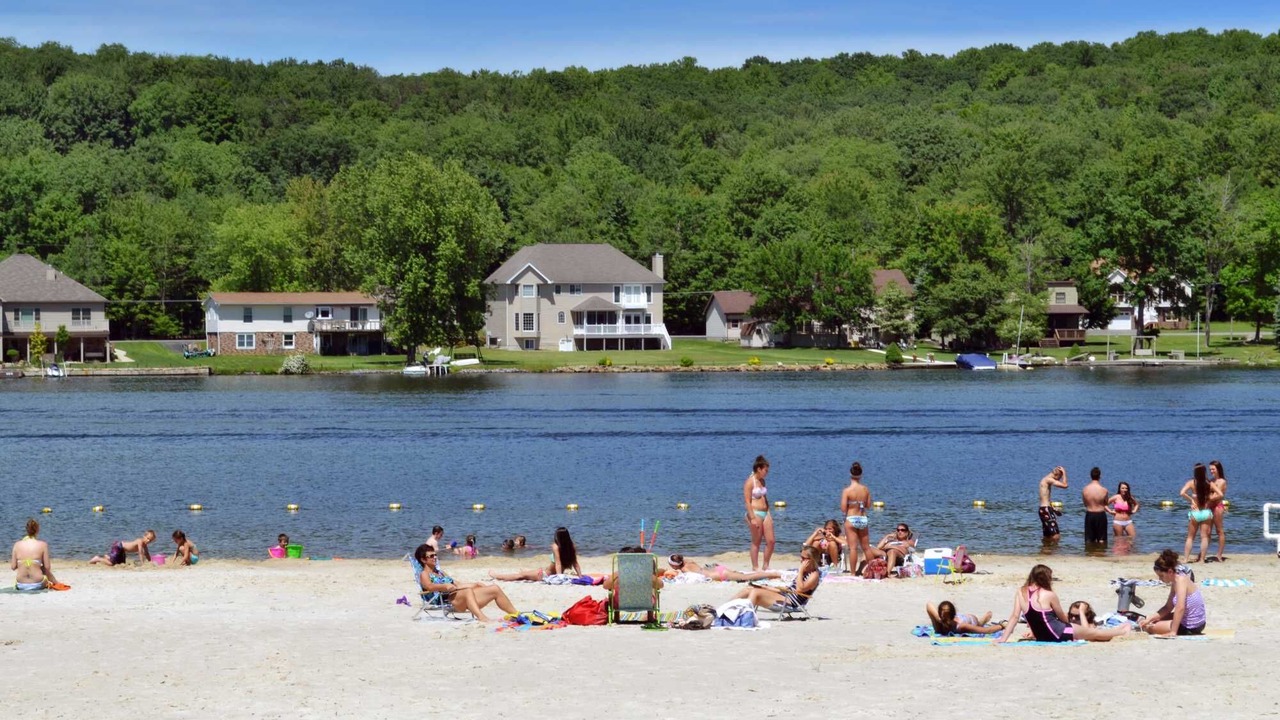 Photo of Others in Treasure Lake