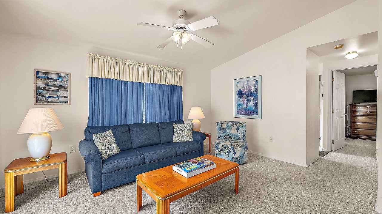 Photo of Livingroom in Assateague Pointe