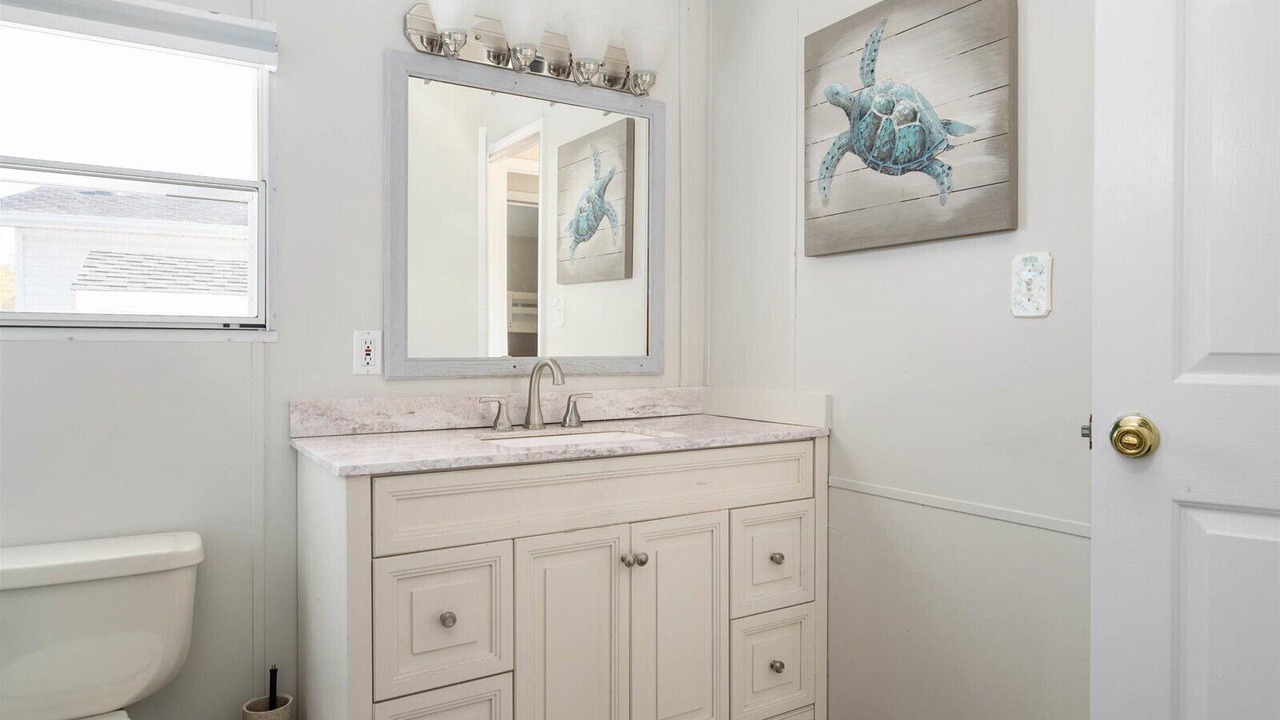 Photo of Bathroom in Assateague Pointe