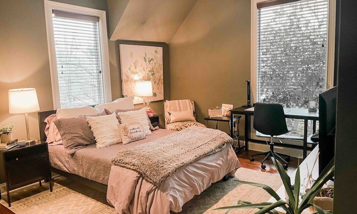 Photo of Bedroom in Green Hills