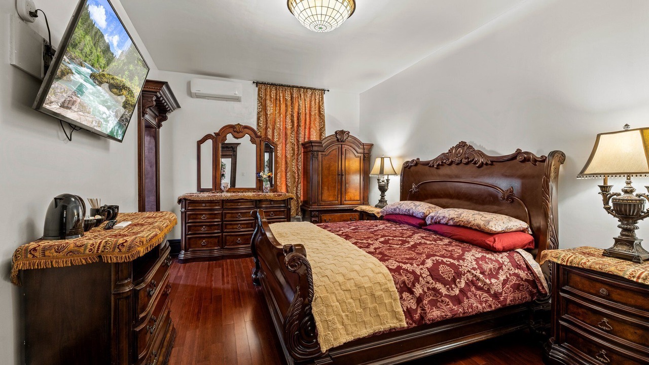 Photo of Bedroom in Roxborough-Manayunk