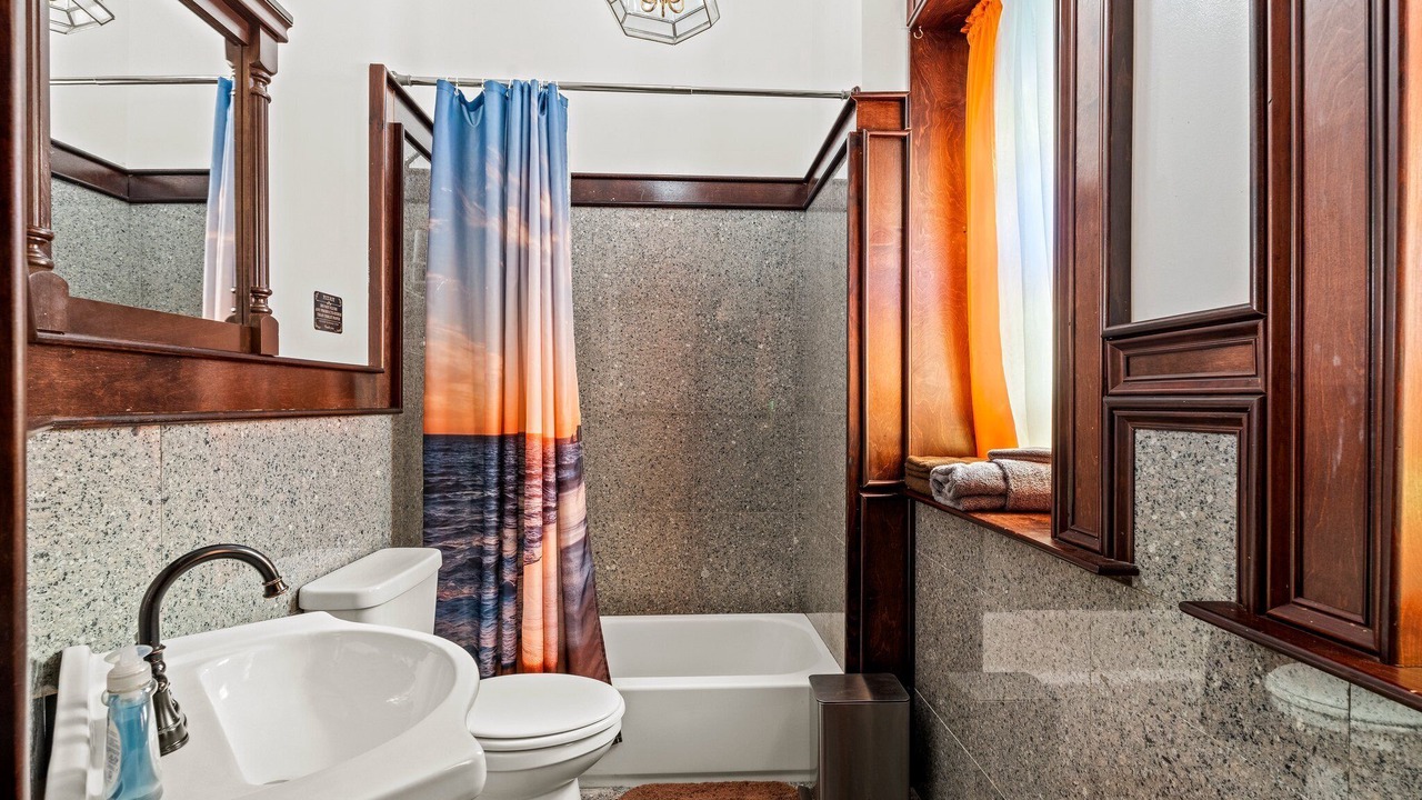 Photo of Bathroom in Roxborough-Manayunk