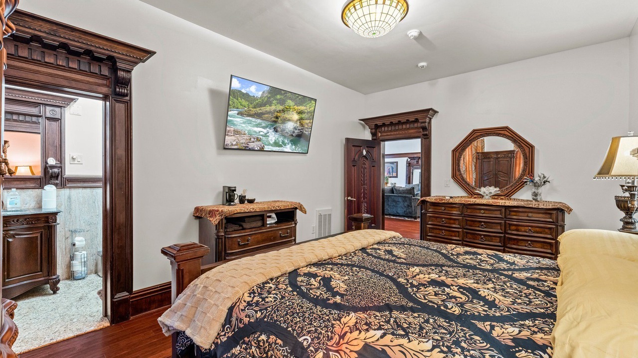 Photo of Bedroom in Roxborough-Manayunk