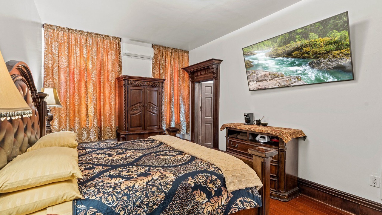 Photo of Bedroom in Roxborough-Manayunk