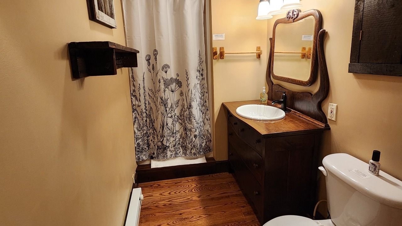 Photo of Bathroom in Antes Fort