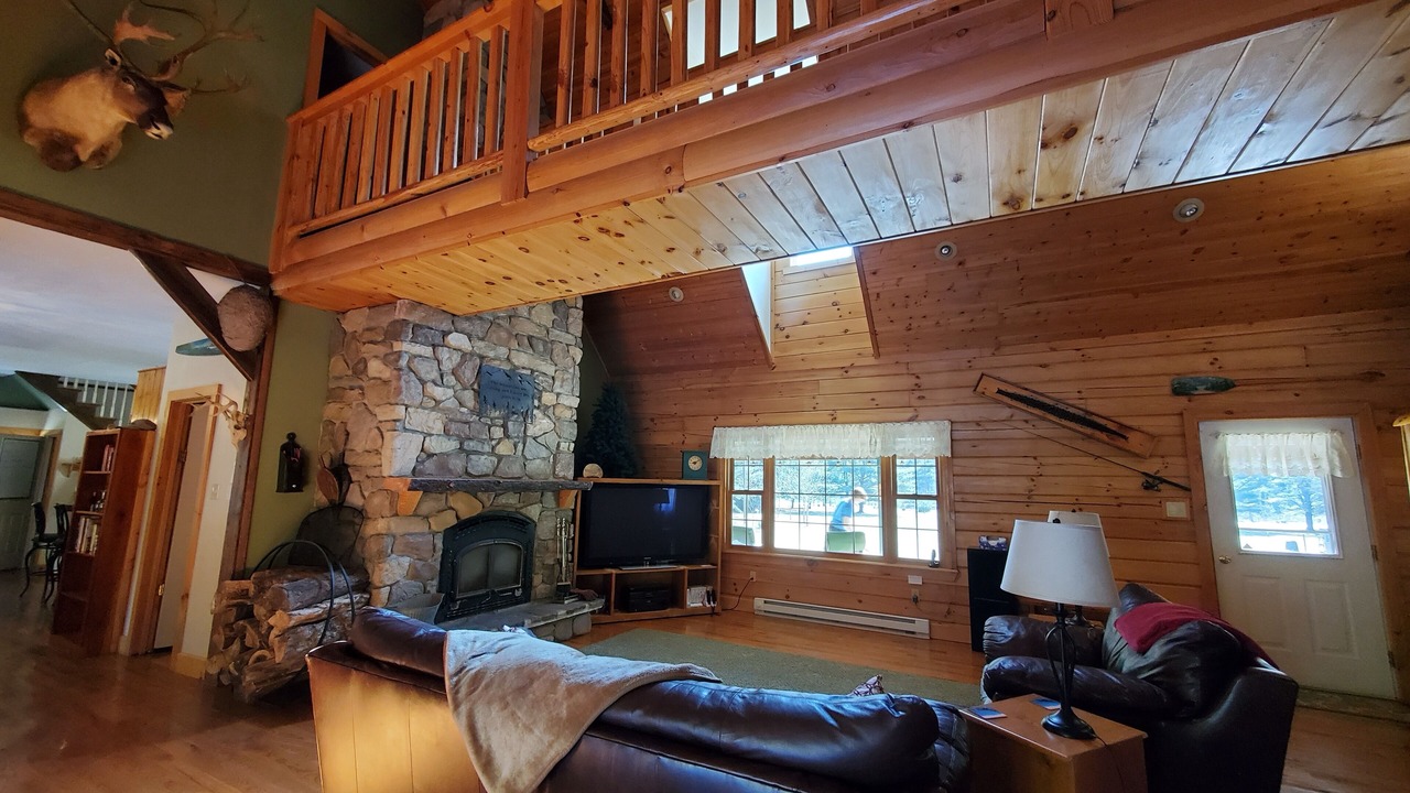 Photo of Livingroom in Antes Fort