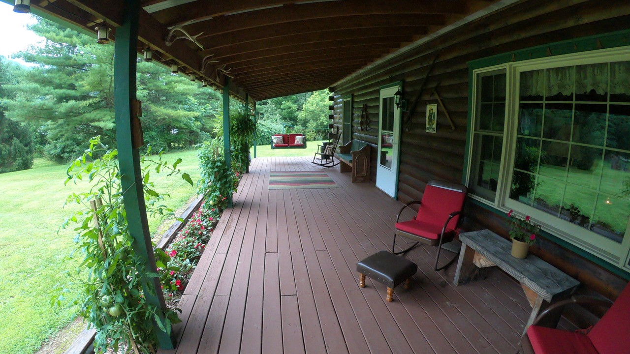 Photo of Patio Balcony in Antes Fort