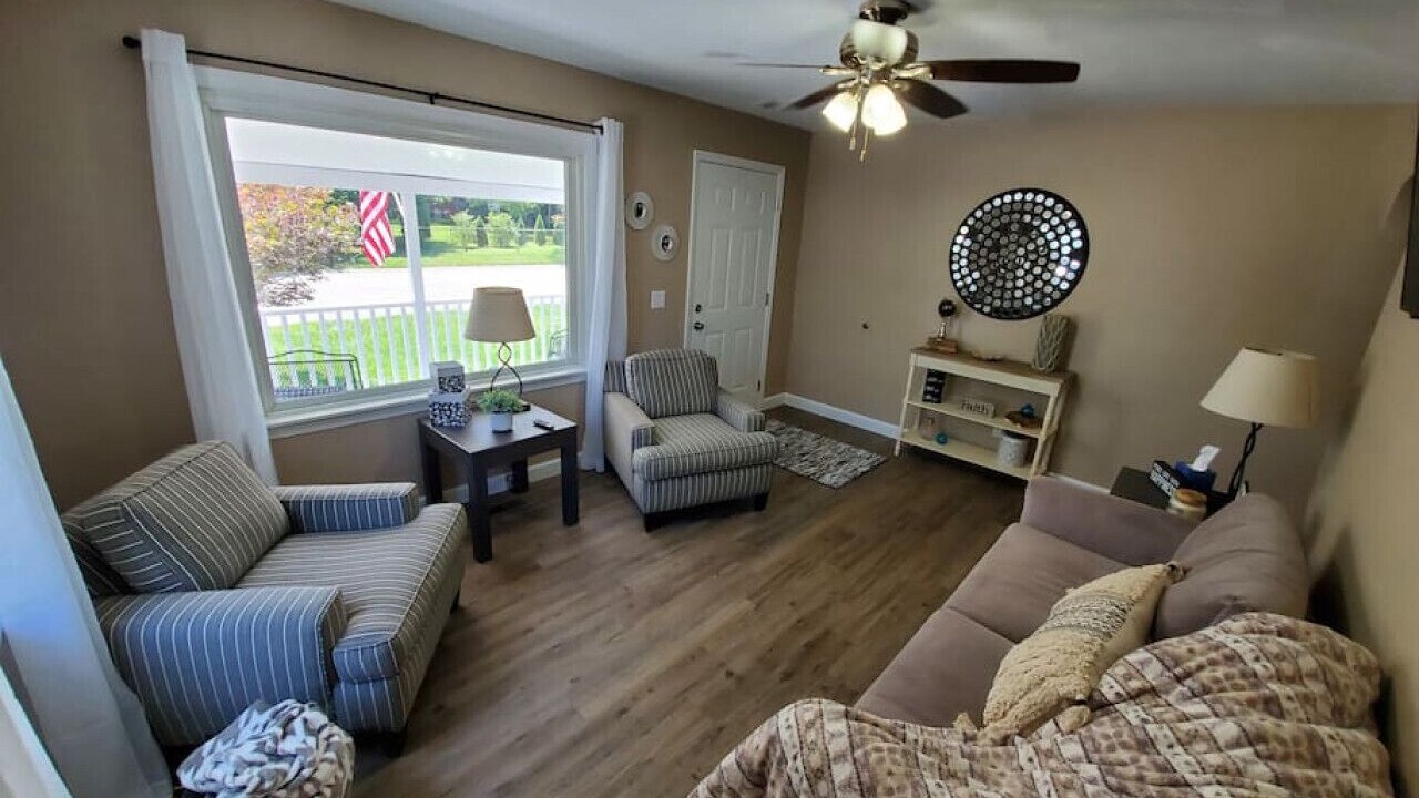 Photo of Livingroom in Trenton
