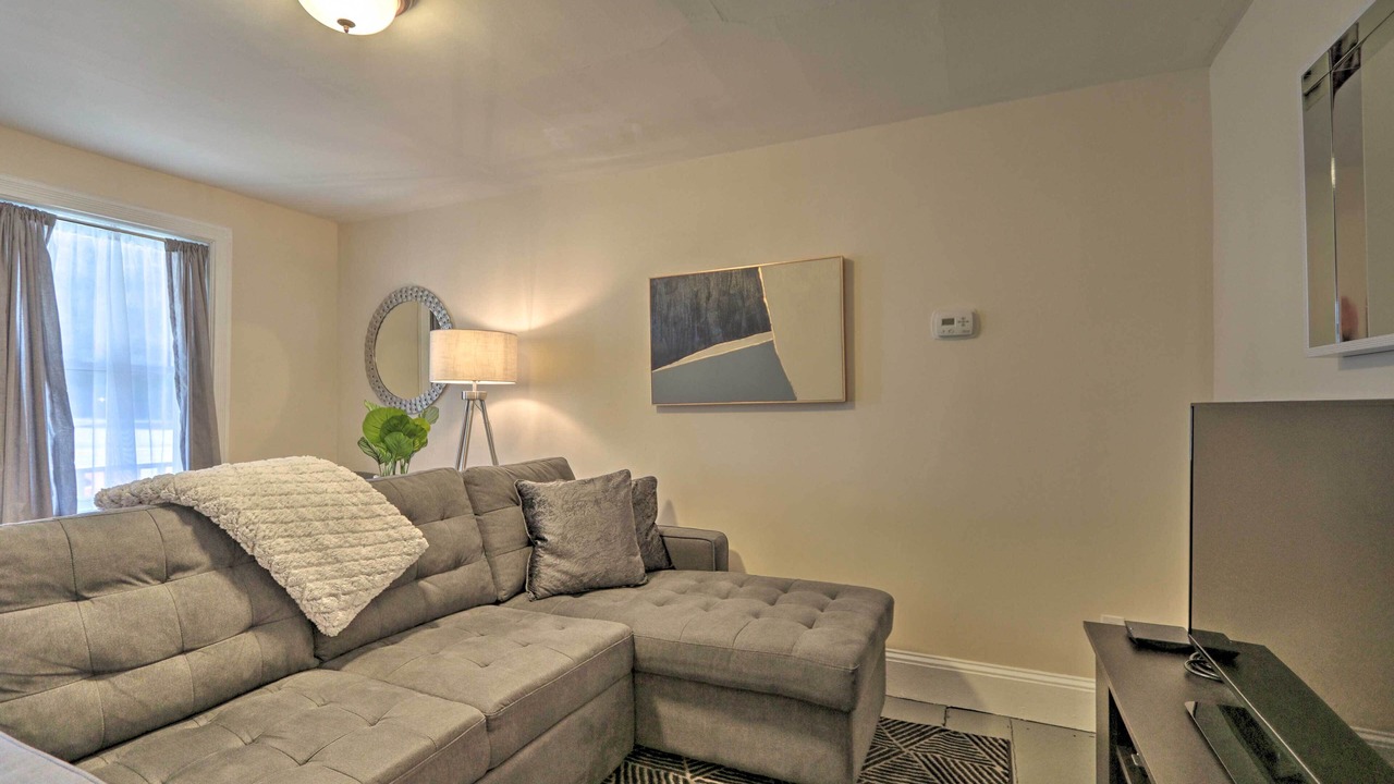 Photo of Livingroom in Lambertville