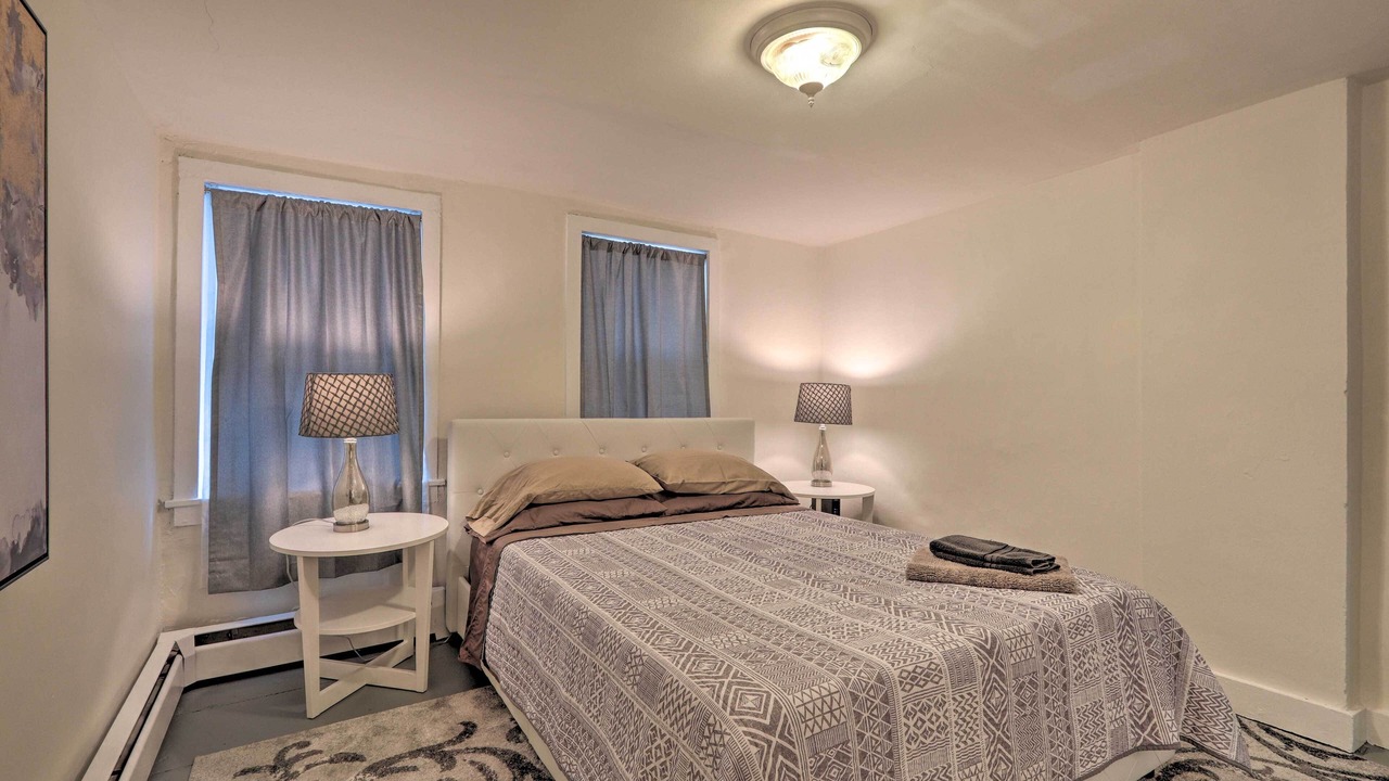 Photo of Bedroom in Lambertville