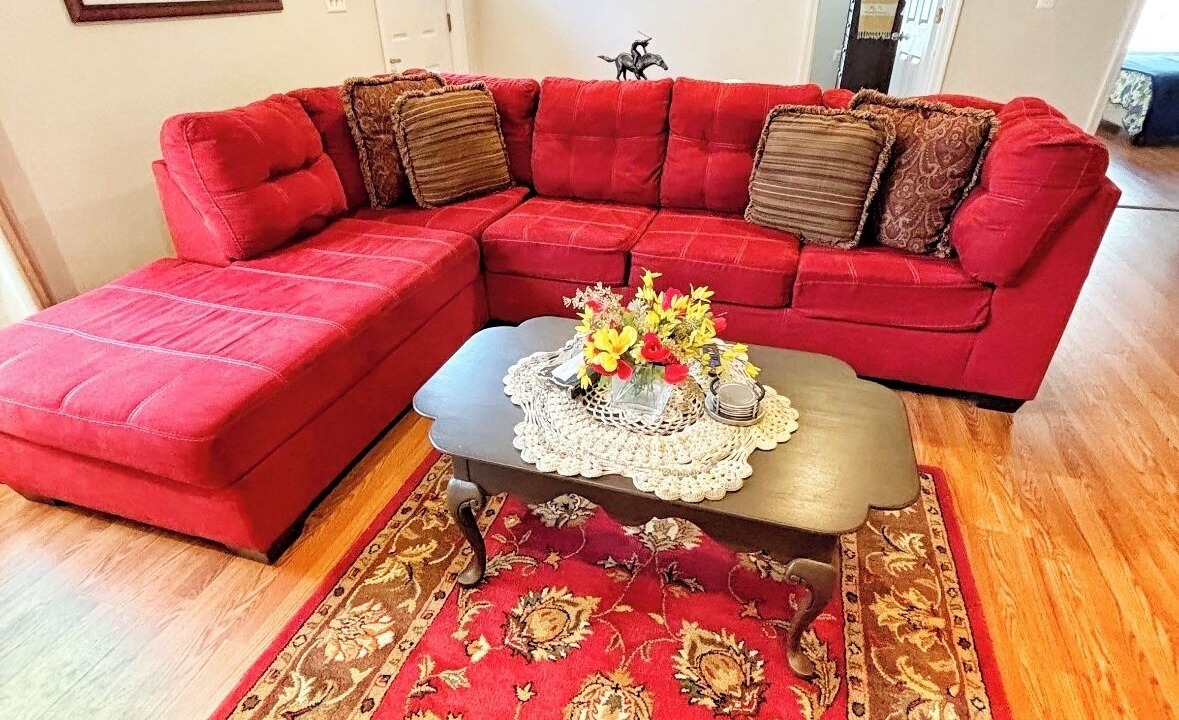 Photo of Livingroom in White Hall