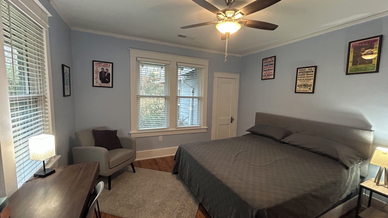 Photo of Bedroom in Cooper-Young Historic District