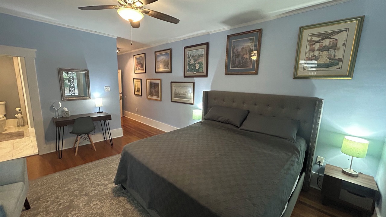 Photo of Bedroom in Cooper-Young Historic District