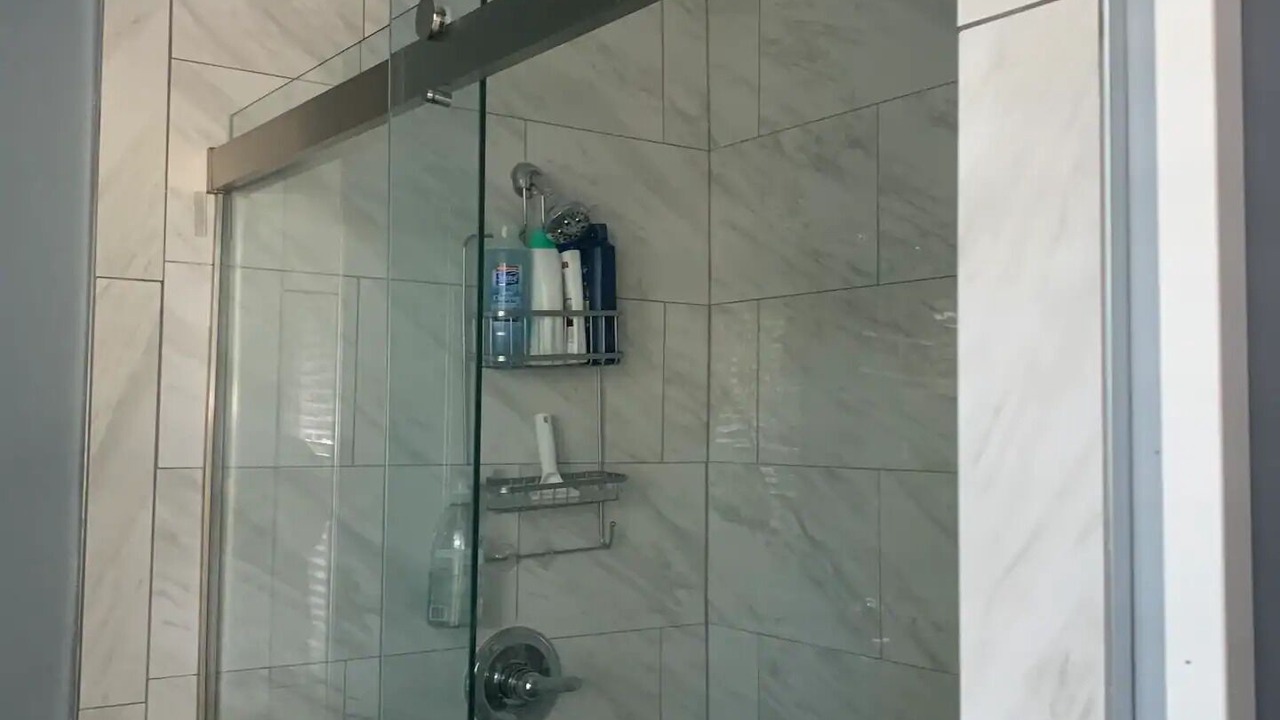 Photo of Bathroom in Cooper-Young Historic District