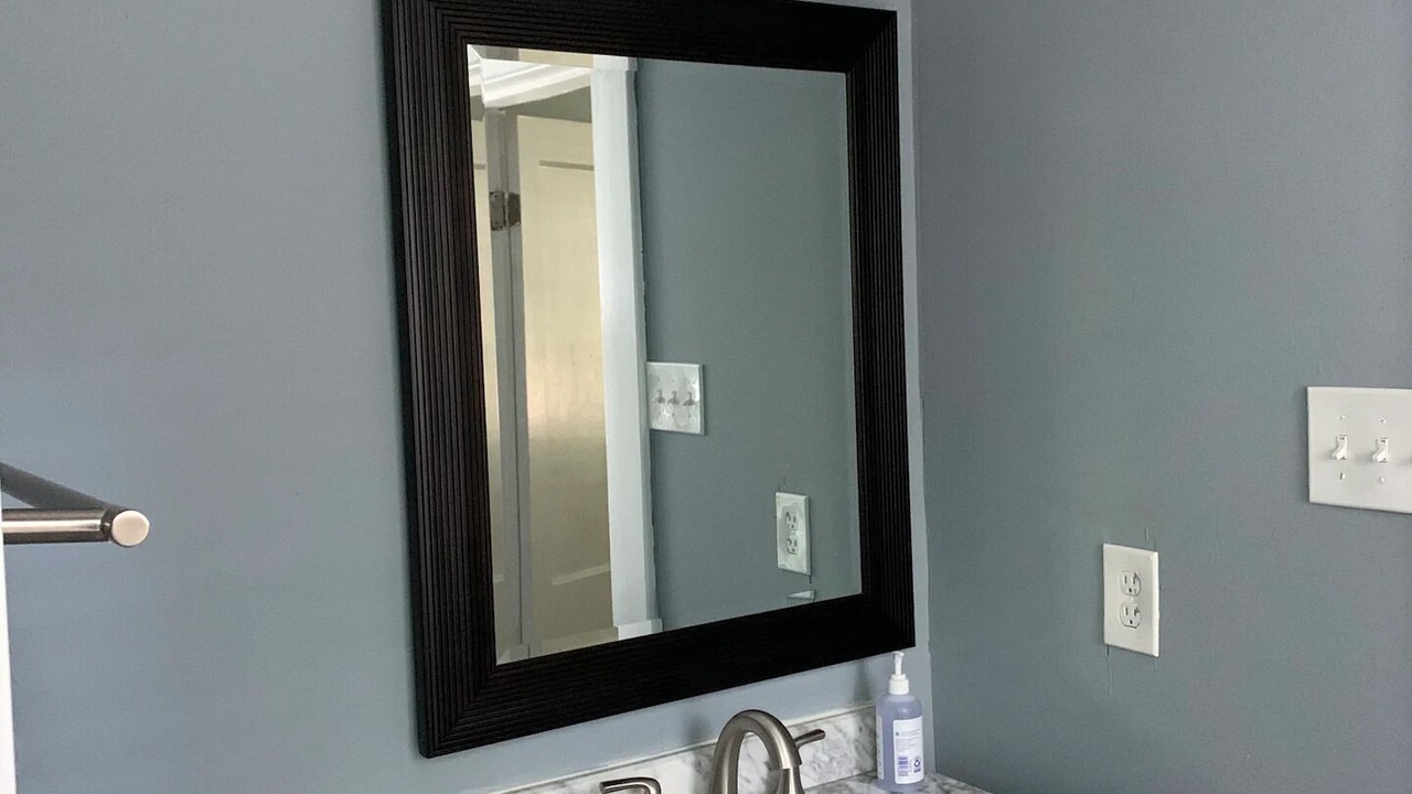 Photo of Bathroom in Cooper-Young Historic District