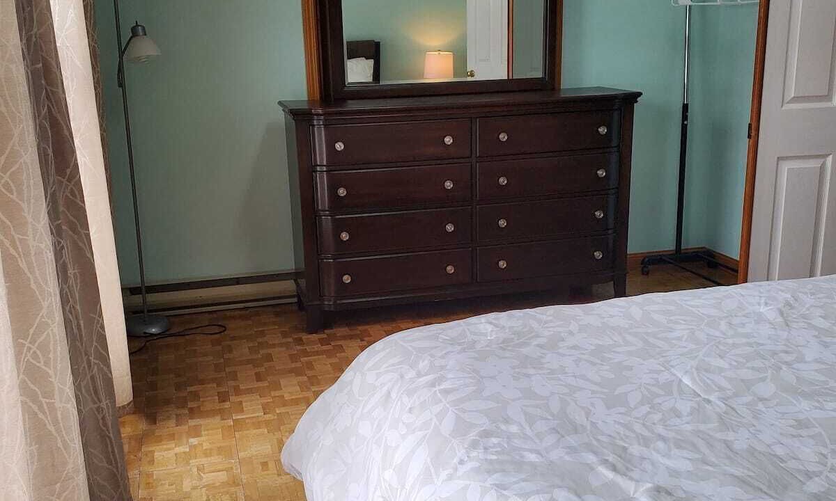 Photo of Bedroom in Delaware Water Gap