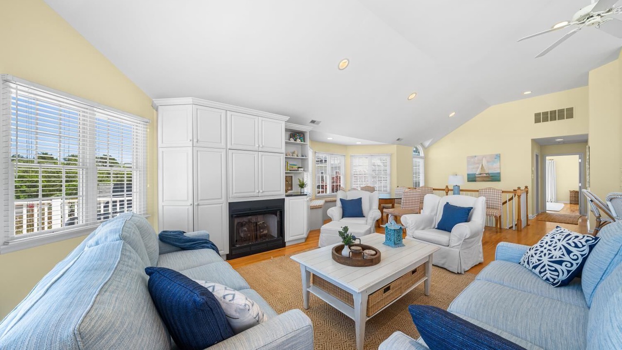 Photo of Livingroom in Avalon
