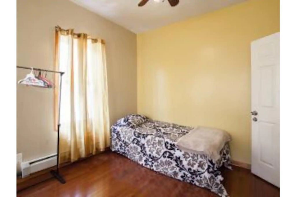 Photo of Bedroom in East Flatbush